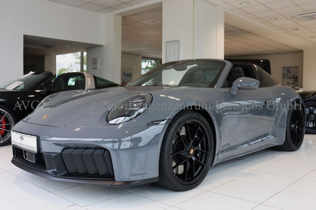 Porsche 992 2024