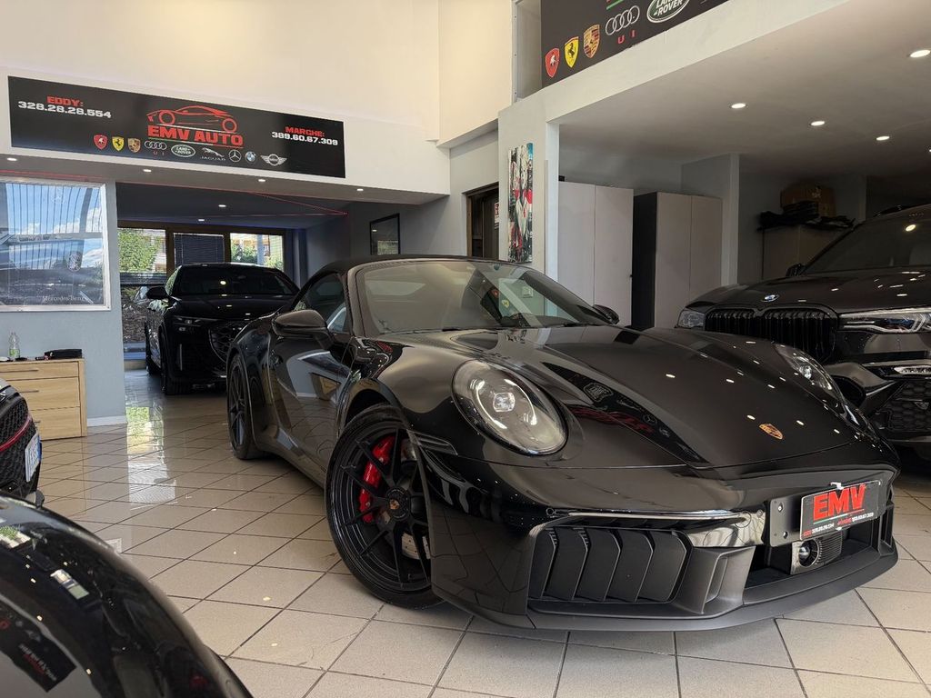 Porsche 911 2025