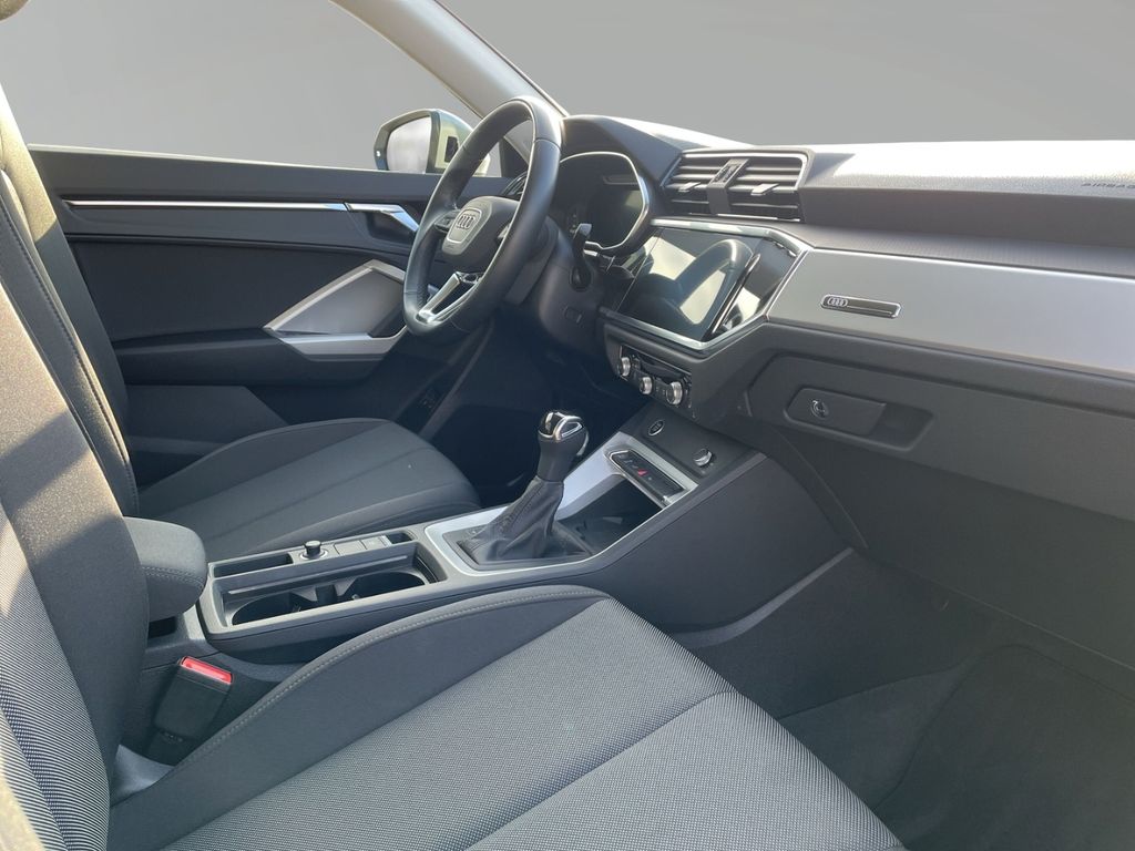 Audi Q3 2021
