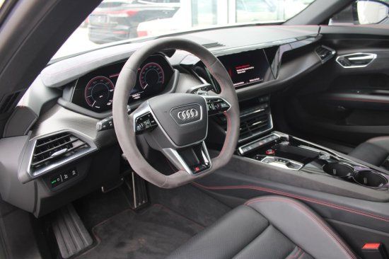 Audi RS e-tron GT 2022