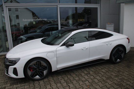 Audi RS e-tron GT 2022