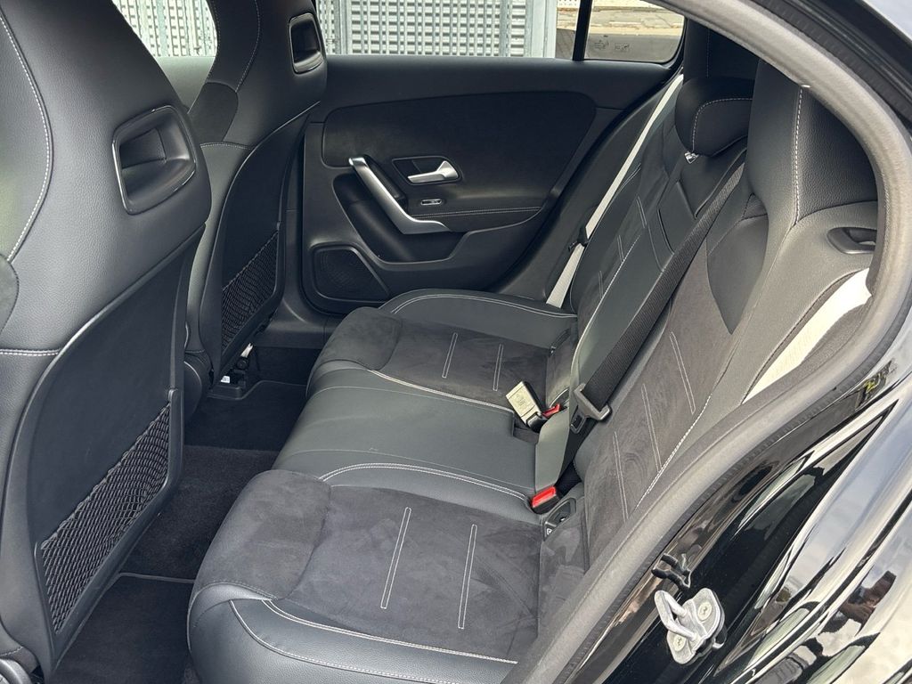 Mercedes-Benz A 250 2025