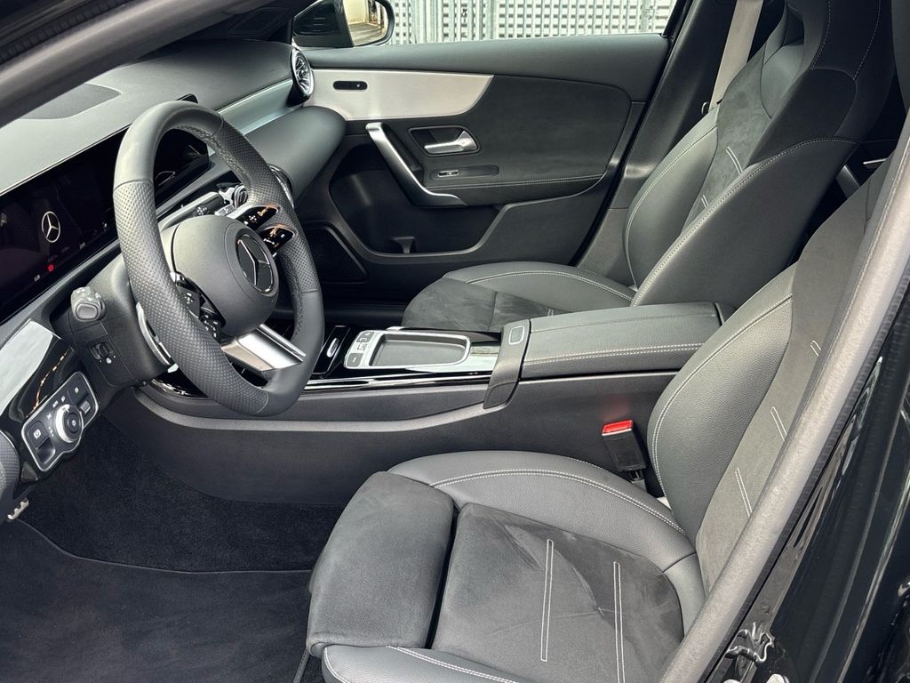 Mercedes-Benz A 250 2025
