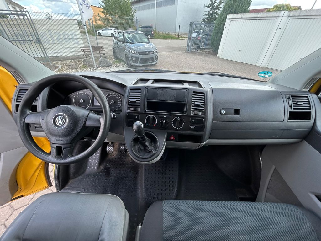 Volkswagen T5 Transporter 2012