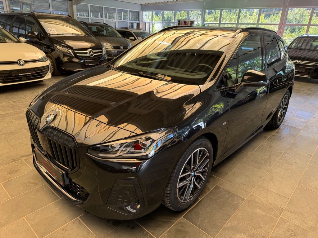 BMW 220 2025