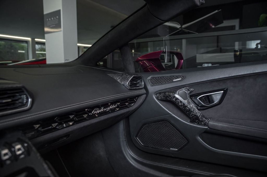 Lamborghini Huracán 2021