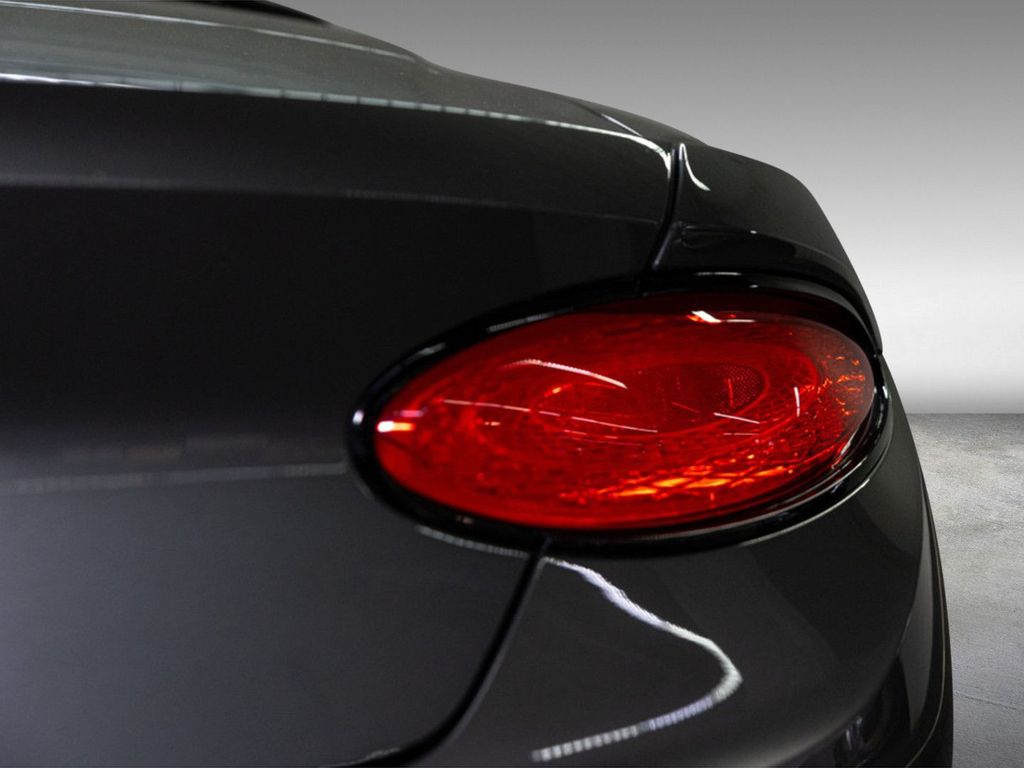 Bentley Continental GTC 2021