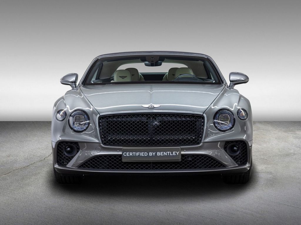 Bentley Continental GTC 2021