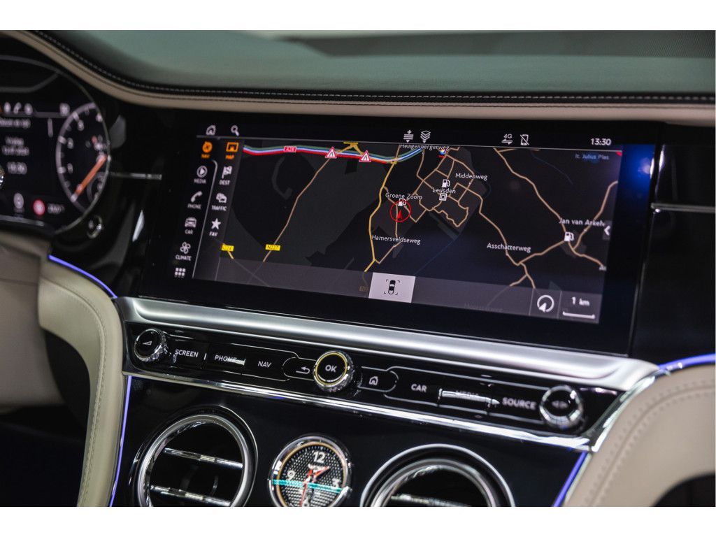 Bentley Continental GTC 2021