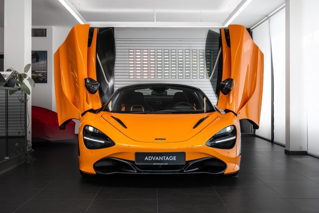McLaren 720S 2022