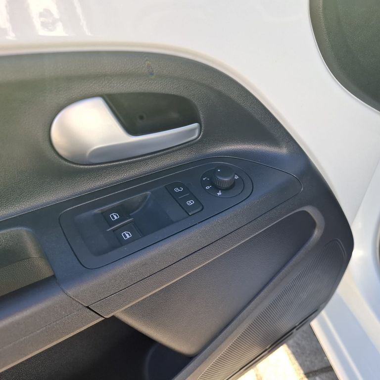 Volkswagen up! 2021
