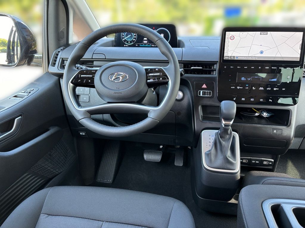 Hyundai STARIA 2023