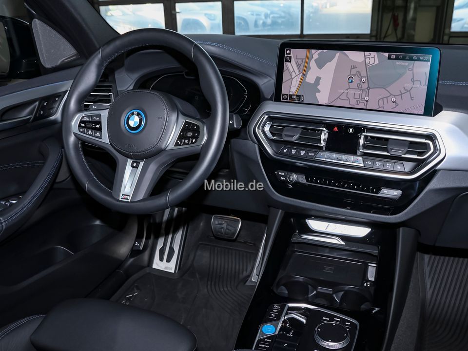 BMW iX3 2023