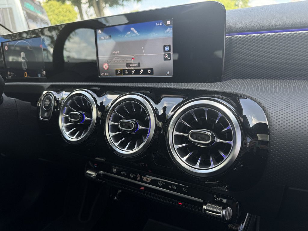 Mercedes-Benz A 200 2021