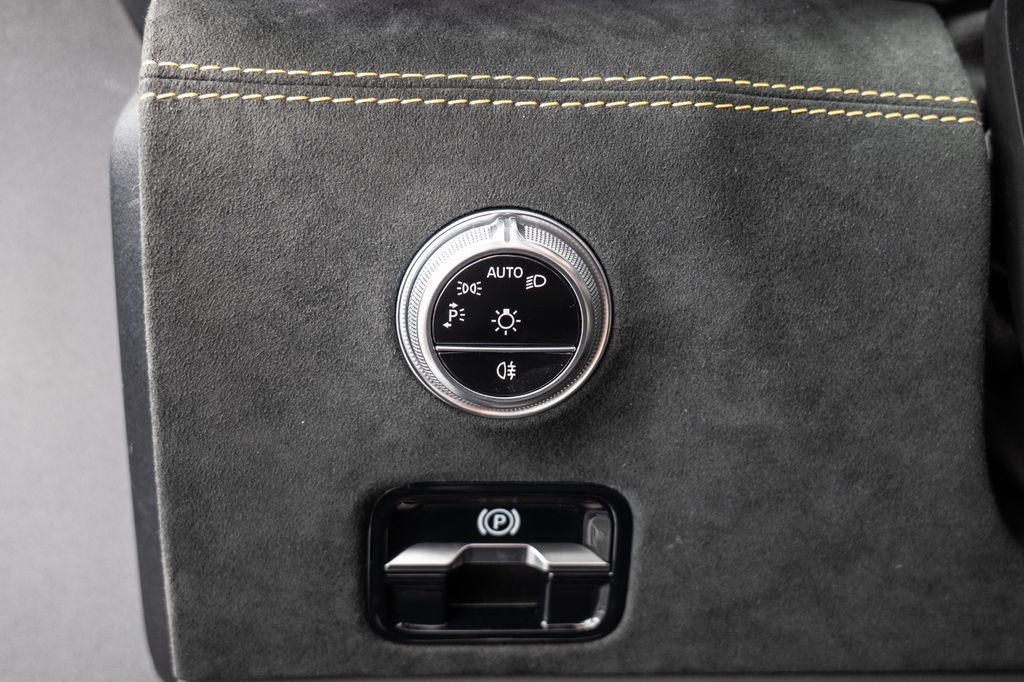 Mercedes-Benz SL 63 AMG 2023