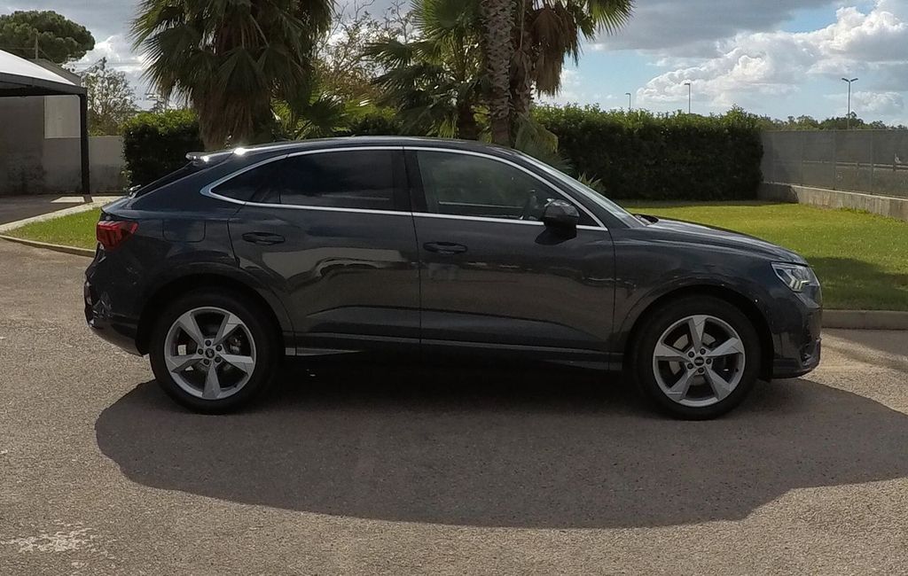 Audi Q3 2021