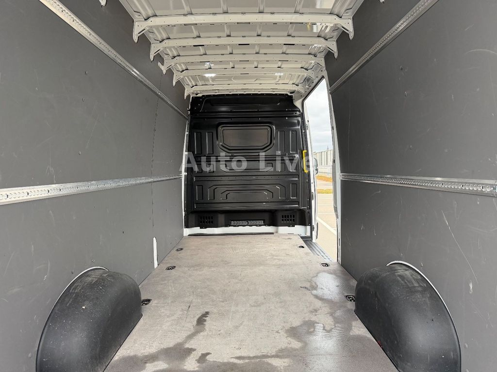 Volkswagen Crafter 2023