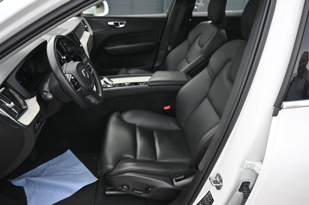 Volvo XC60 2021