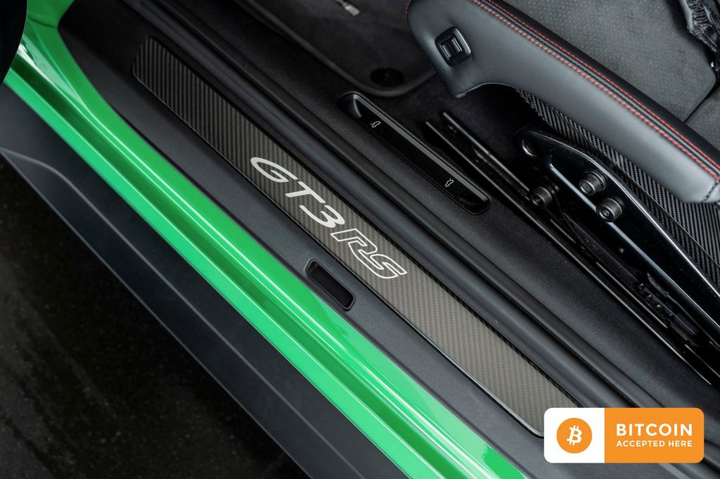 Porsche 992 2023