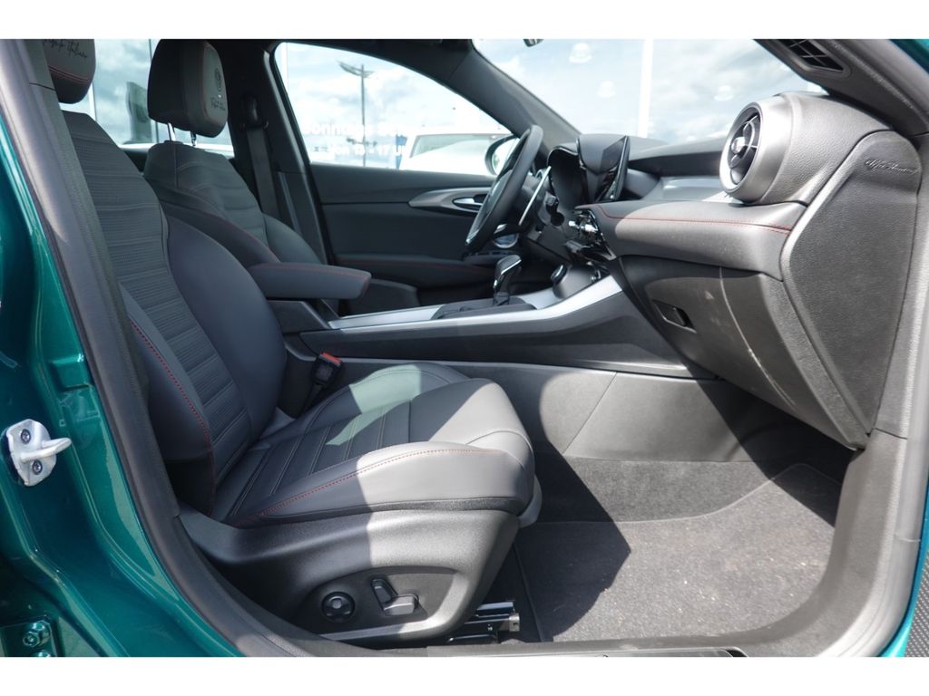 Alfa Romeo Tonale 2025