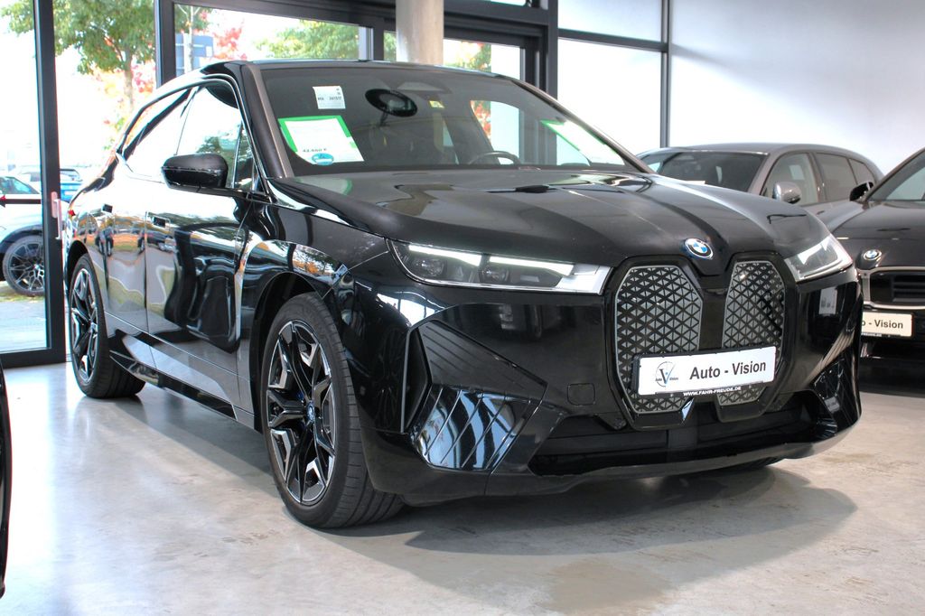 BMW iX 2022