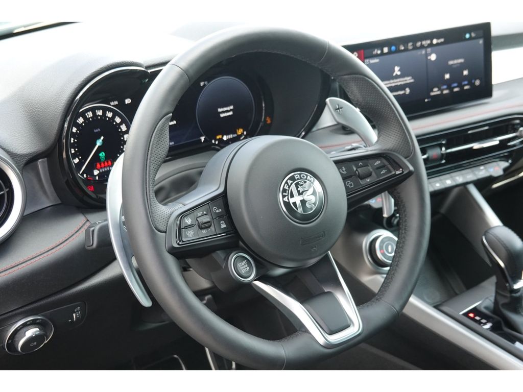 Alfa Romeo Tonale 2025