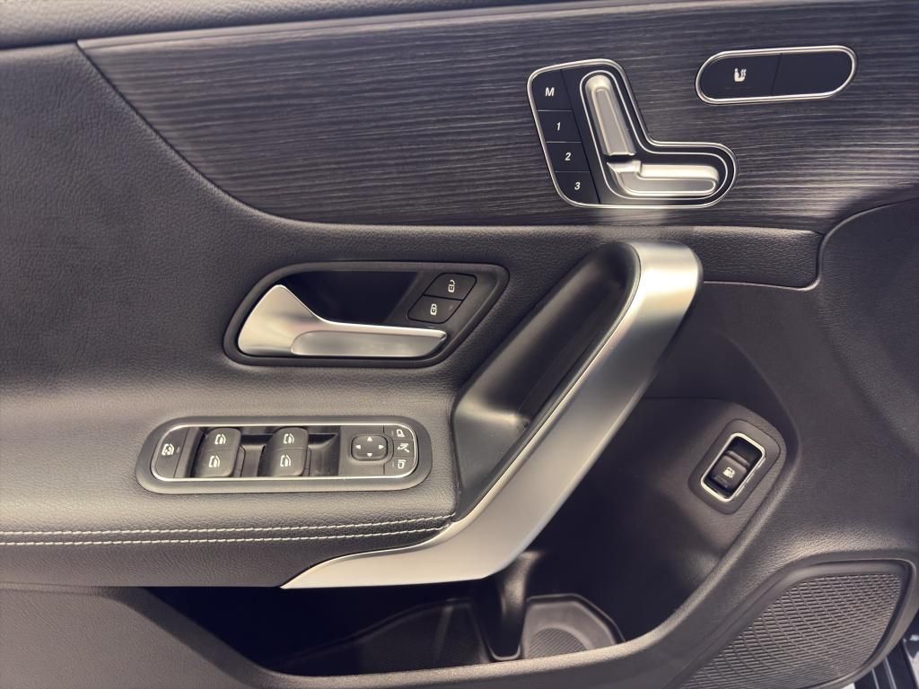 Mercedes-Benz CLA 250 2021