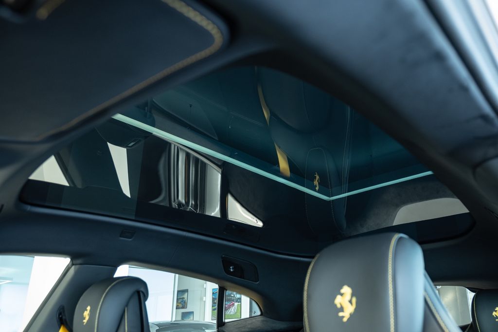 Ferrari Purosangue 2025