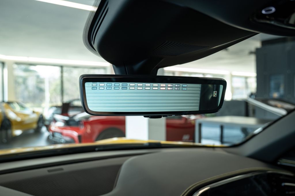 Ferrari Purosangue 2025