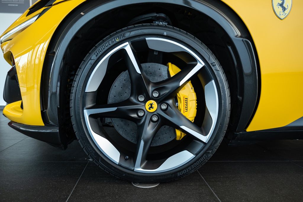 Ferrari Purosangue 2025