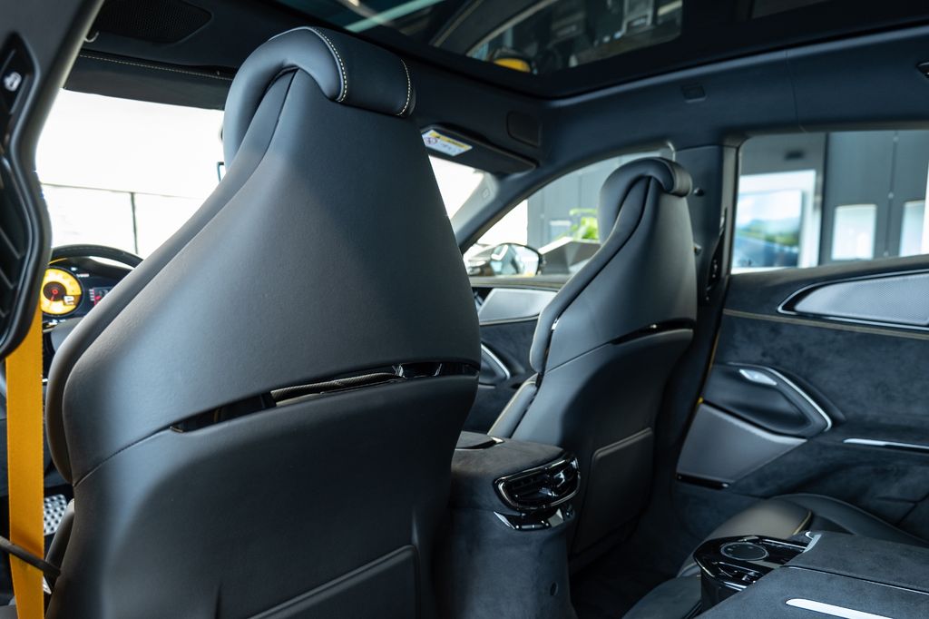 Ferrari Purosangue 2025