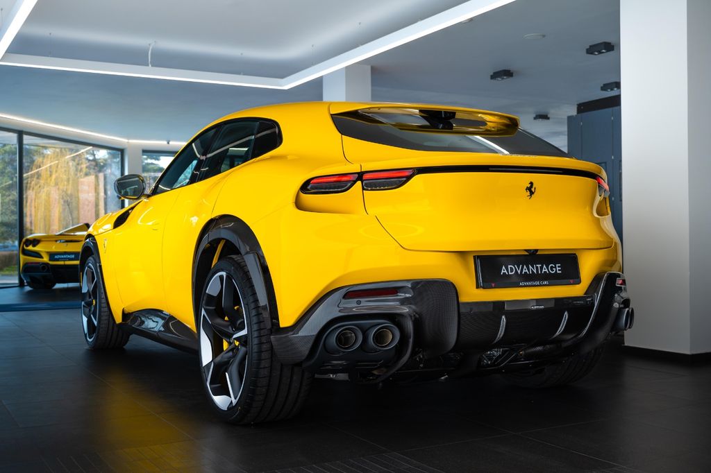 Ferrari Purosangue 2025