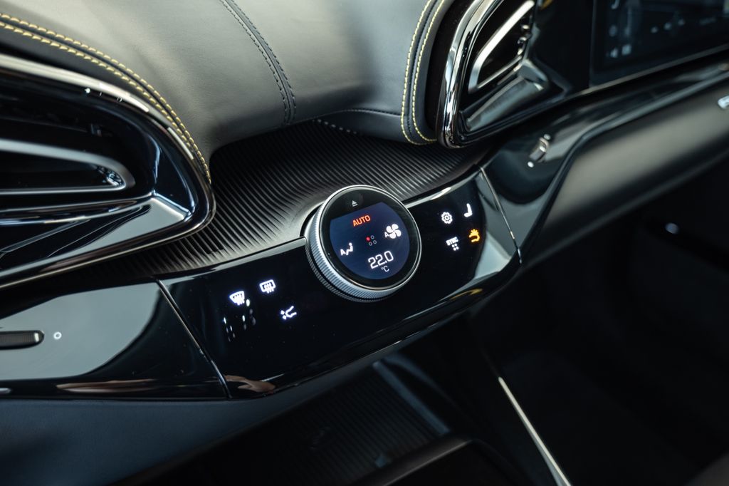 Ferrari Purosangue 2025