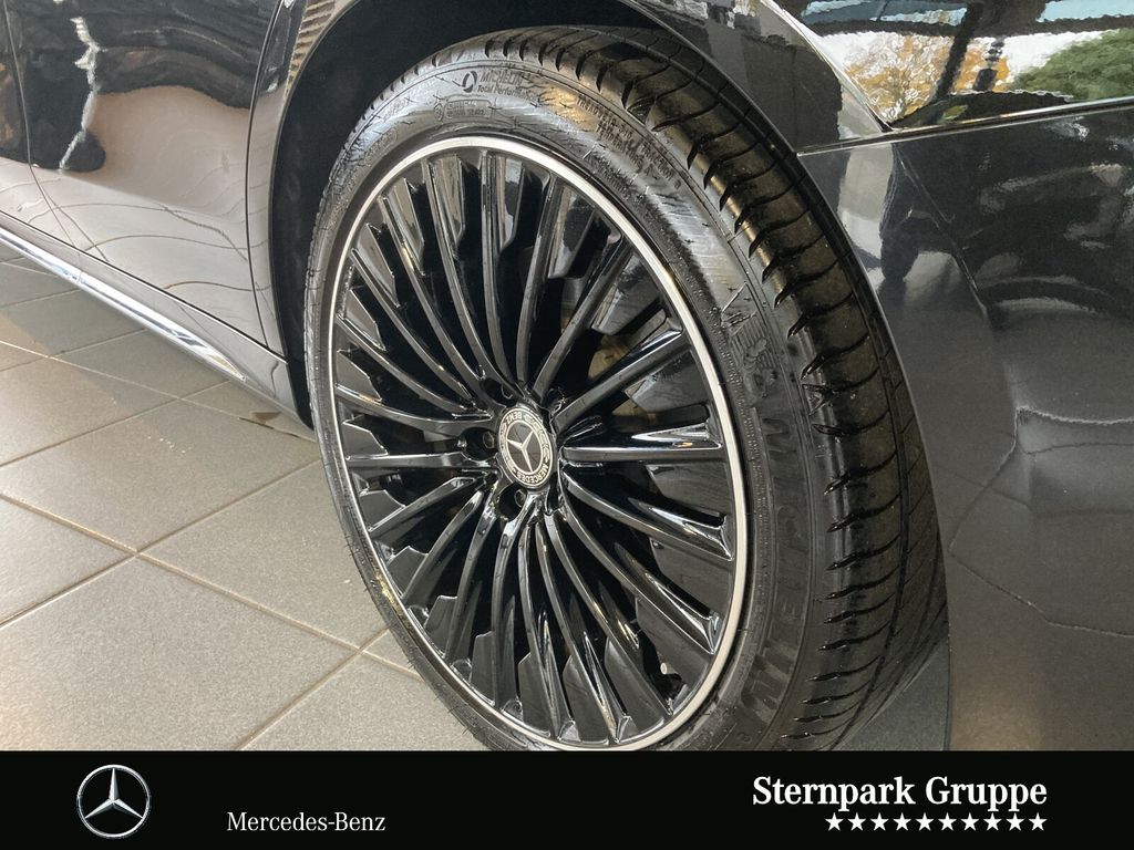 Mercedes-Benz E 300 2025