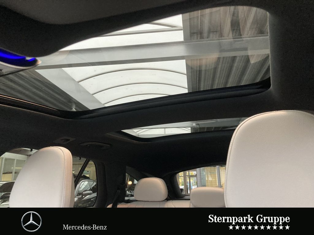 Mercedes-Benz E 300 2025