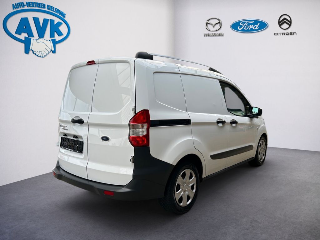 Ford Transit Courier 2021