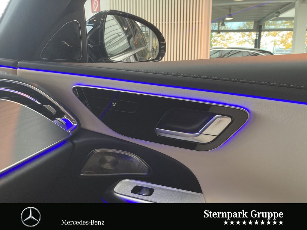 Mercedes-Benz E 300 2025