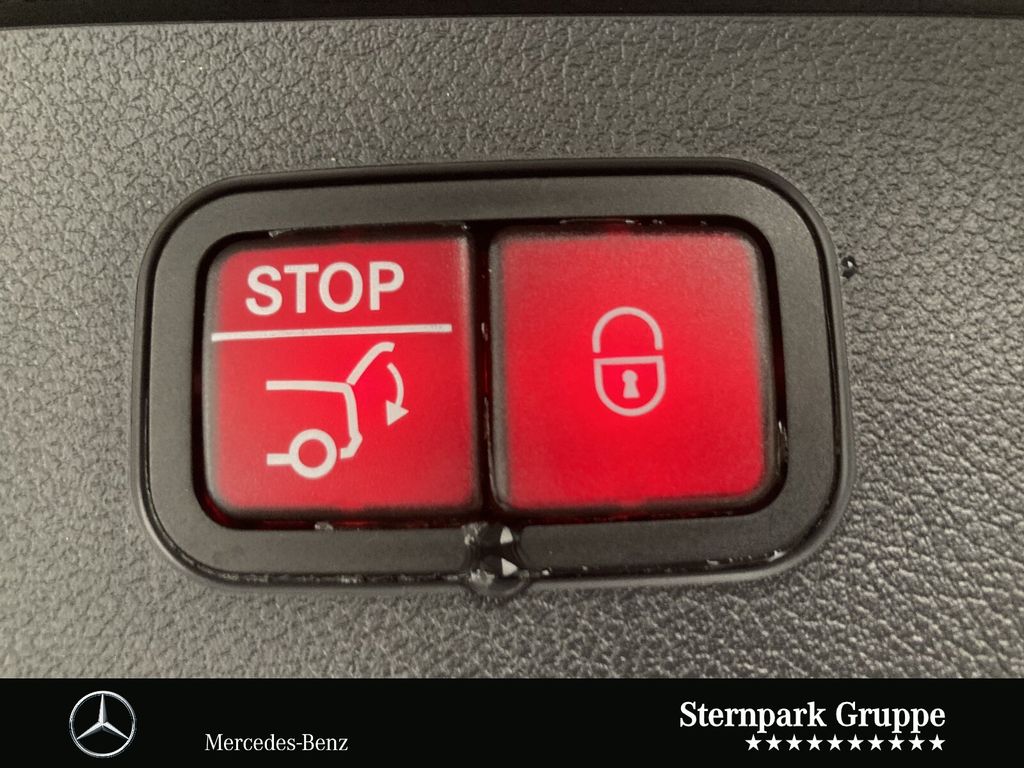 Mercedes-Benz E 300 2025