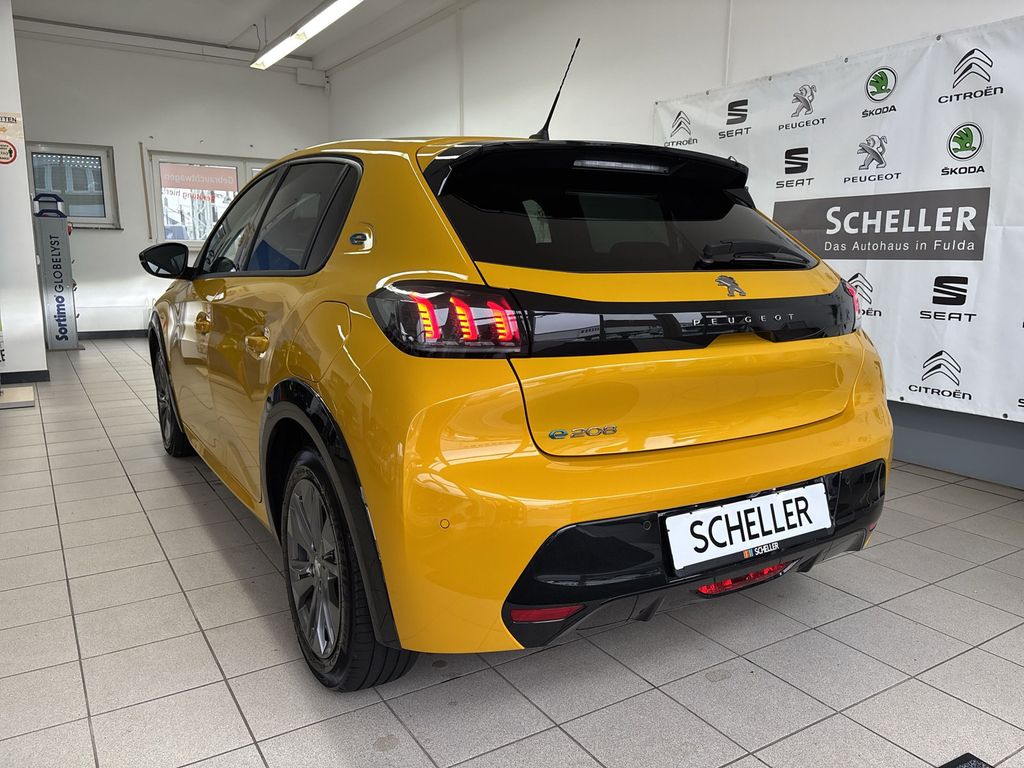 Peugeot 208 2023