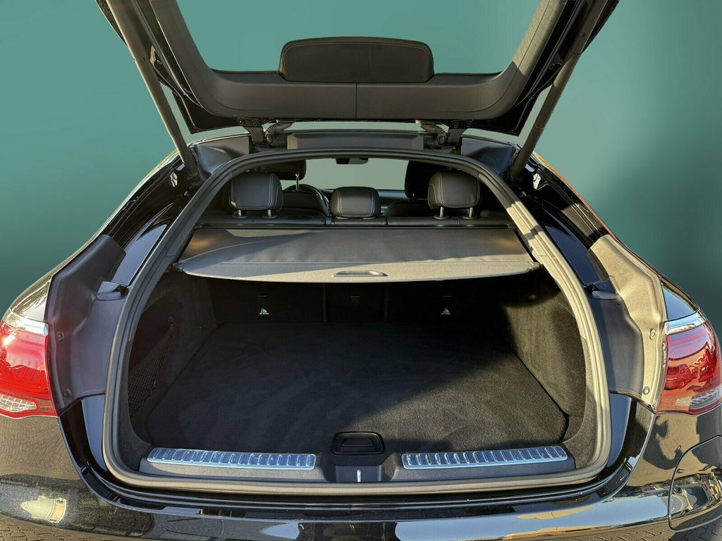 Mercedes-Benz GLC 300 2022