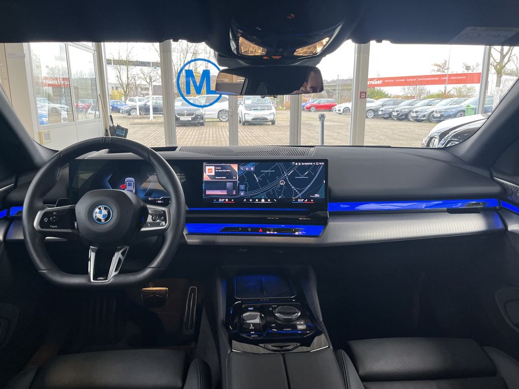 BMW i5 2024