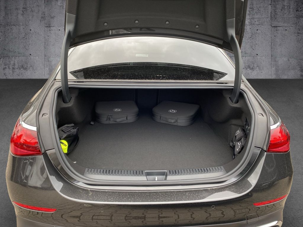 Mercedes-Benz E 300 2024