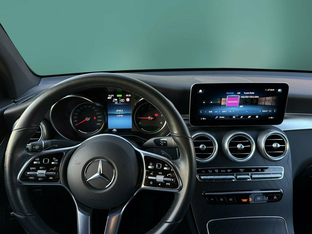 Mercedes-Benz GLC 300 2022