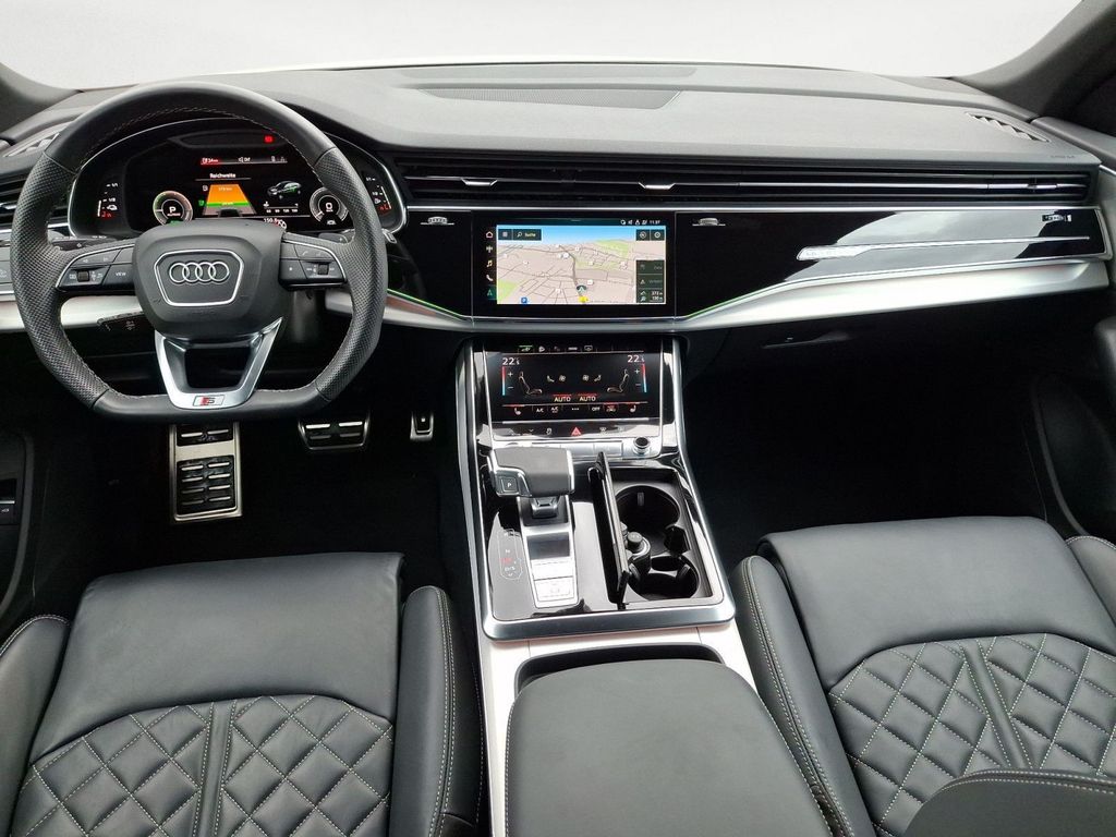 Audi Q8 2021