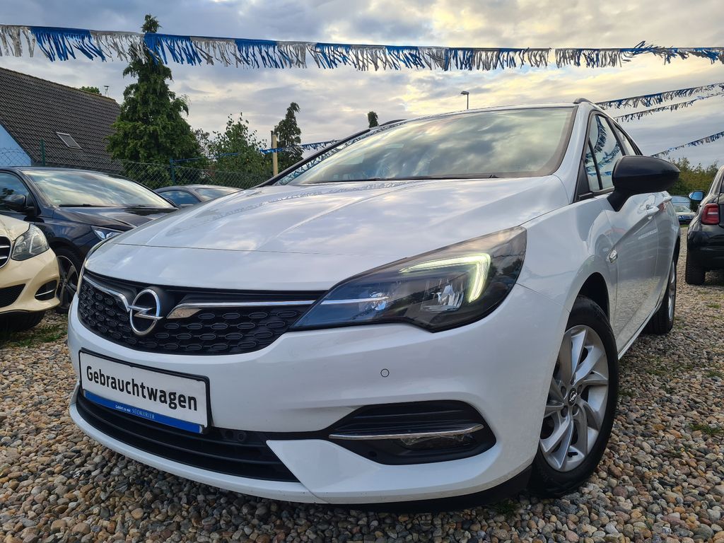 Opel Astra 2021