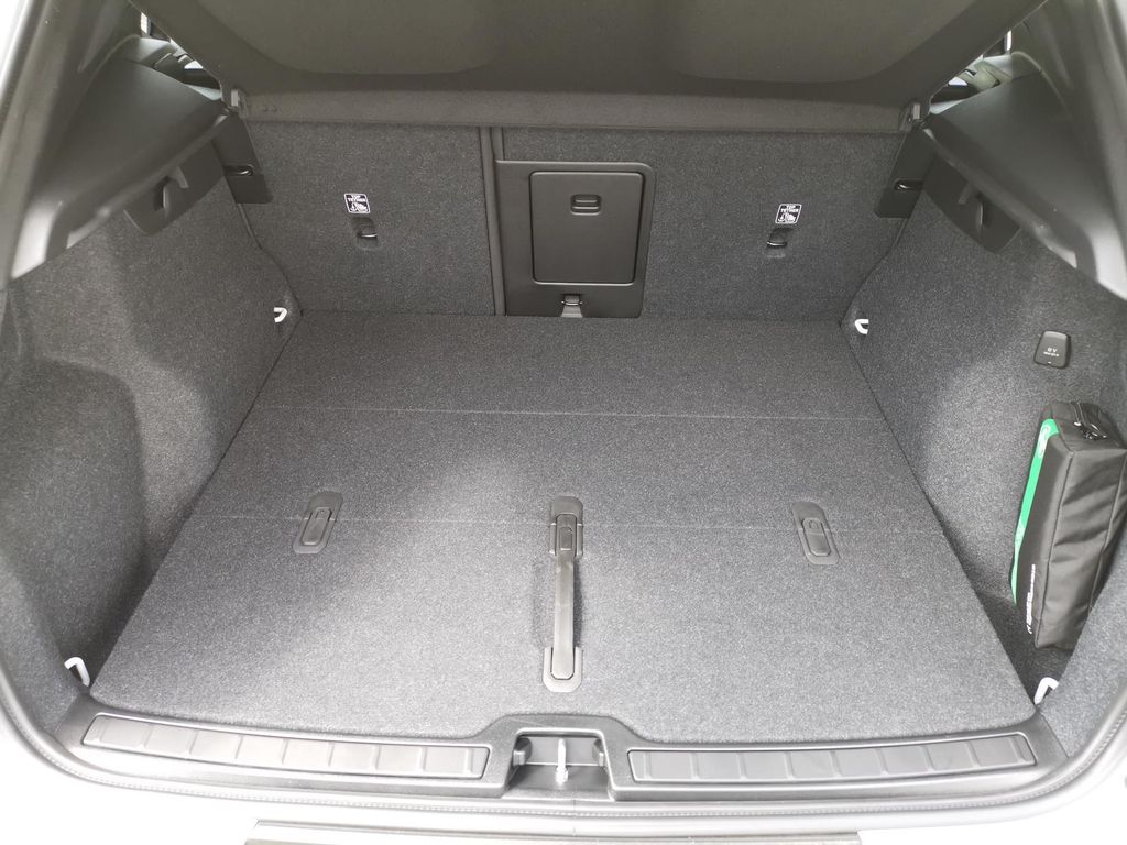 Volvo XC40 2024