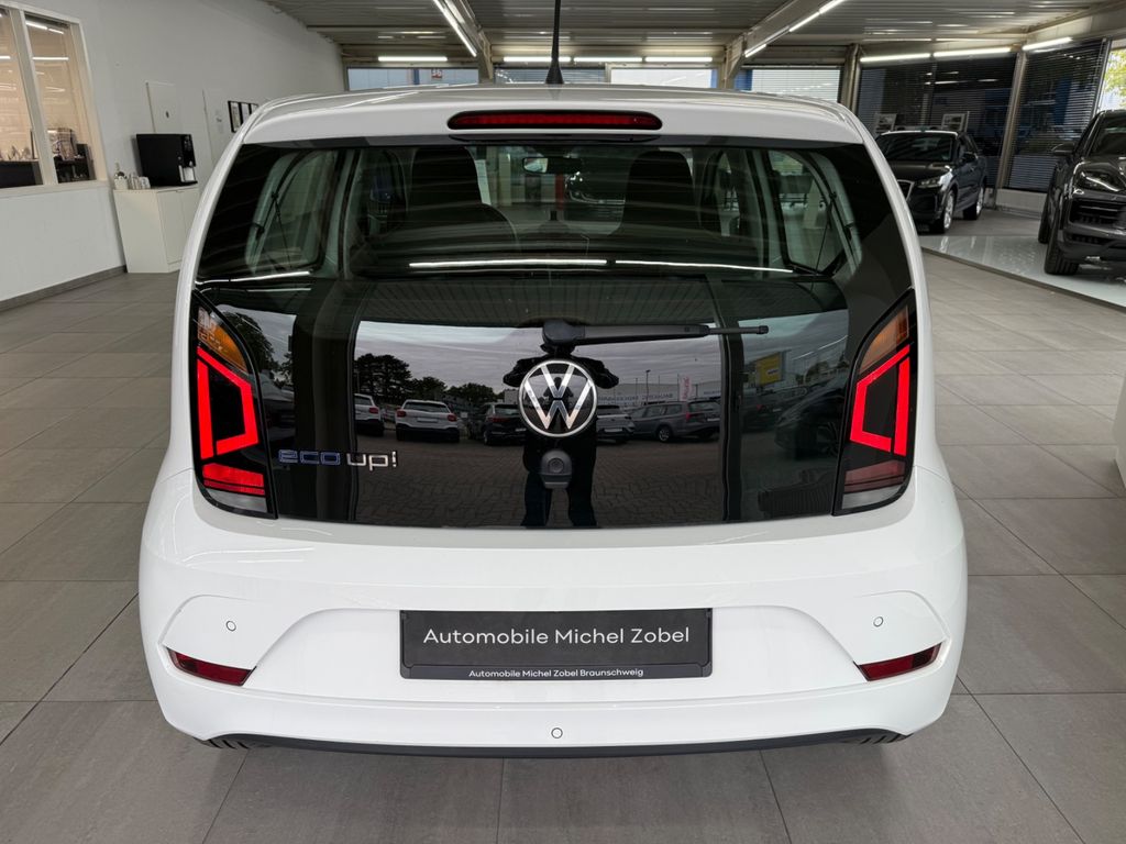 Volkswagen up! 2022