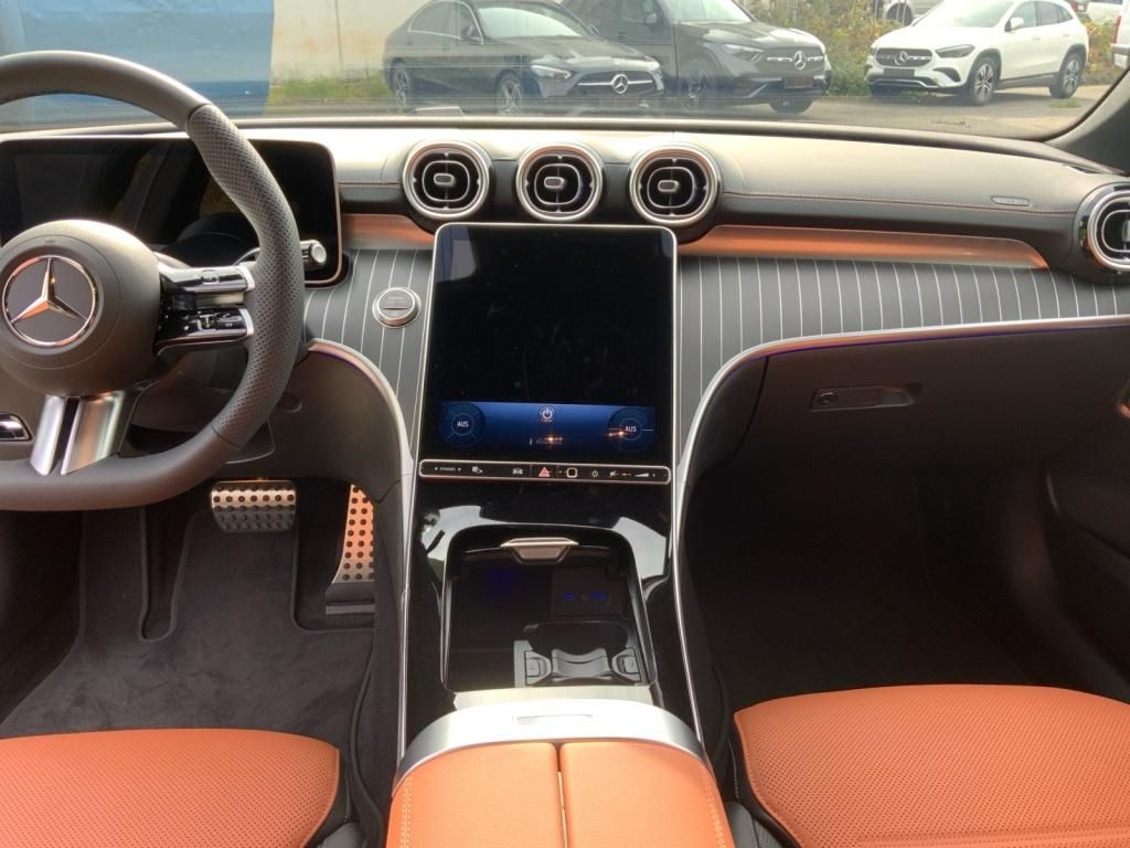 Mercedes-Benz C 300 2025