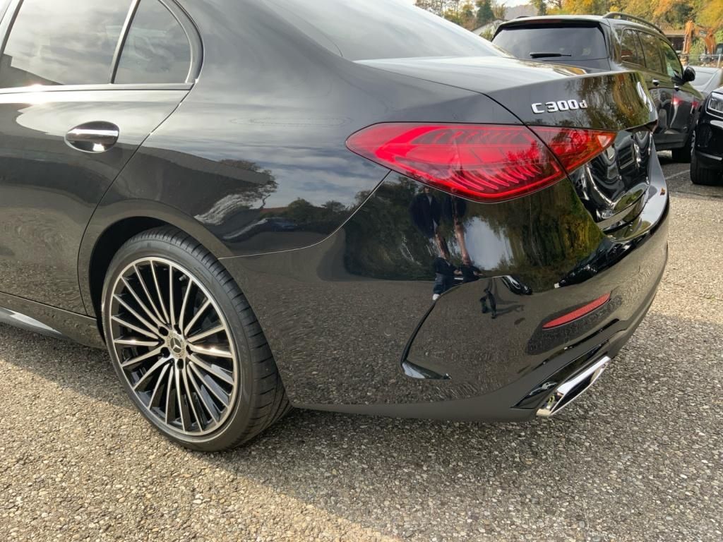 Mercedes-Benz C 300 2025