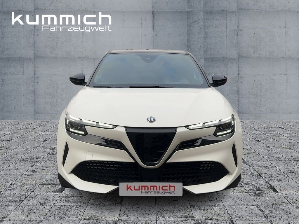 Alfa Romeo Junior 2025